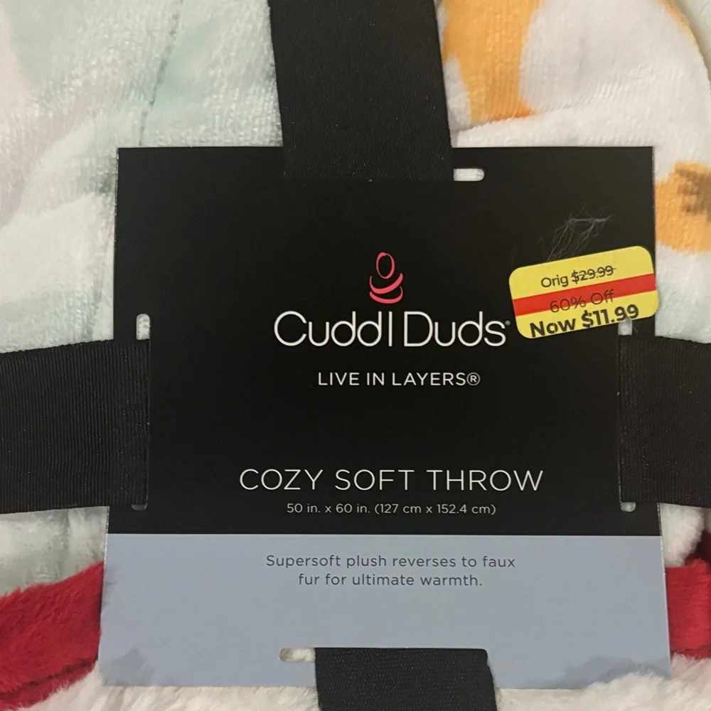 Cuddl Duds Polar Bear Throw Blanket - Red, White, Cream - Picture 2 of 5